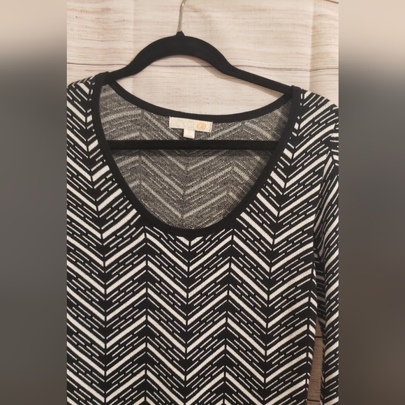 Sweater dress - Picture 3 of 3